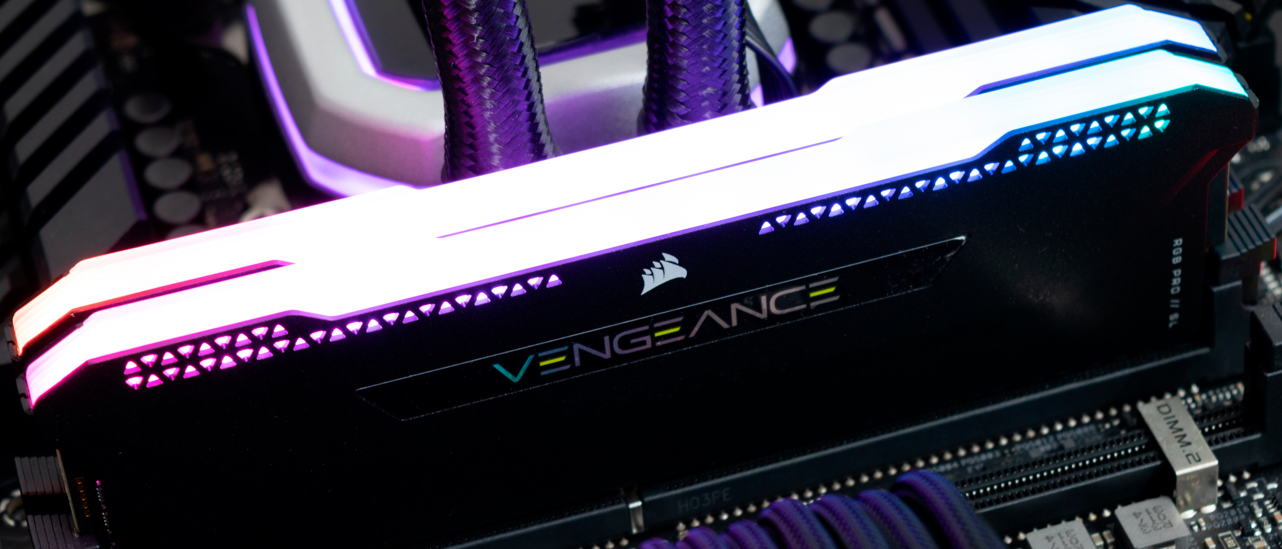 hypotese krans Hover Corsair Vengeance RGB Pro SL DDR4-3600 C18 2x8GB Review: Short On Height,  High On AMD Performance | Tom's Hardware