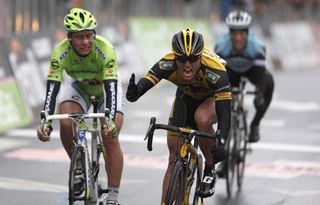 Gerald Ciolek wins the 2013 Milan San Remo from Peter Sagan