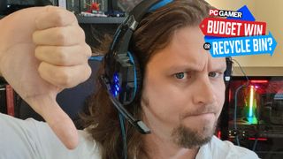 Bengoo G9000 gaming headset on the head of Andy Edser