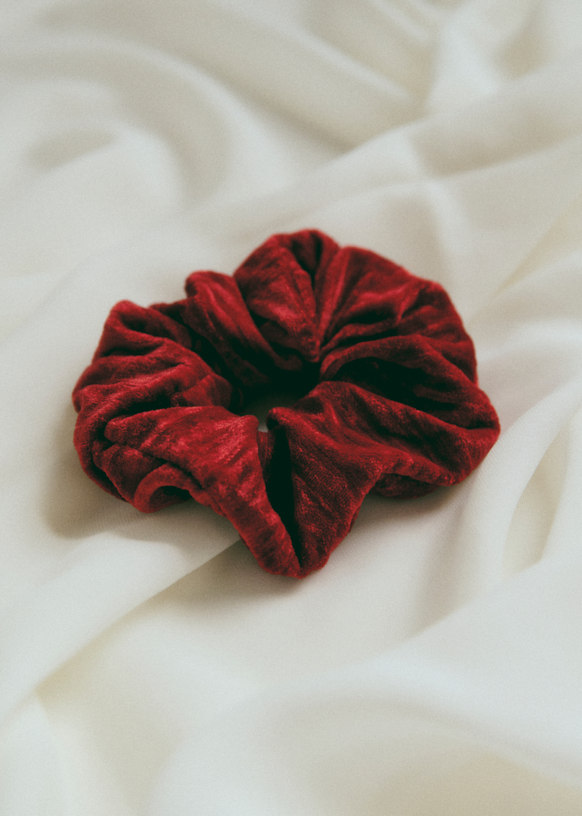 Crushed Velvet Scrunchie - Red - Polyester - S&amp;eacute;zane