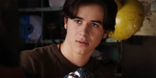 Keean Johnson as Hugo in Alita: Battle Angel