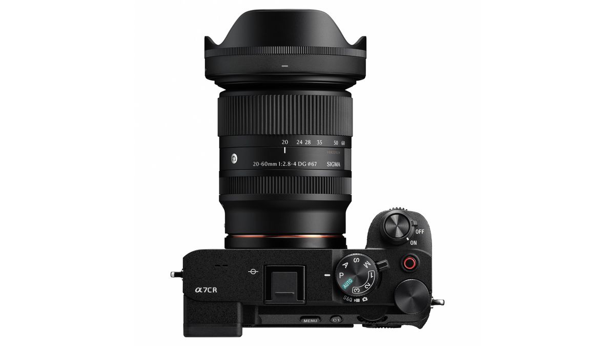 Sigma 20-60mm f/2.8-4 DG Contemporary lens