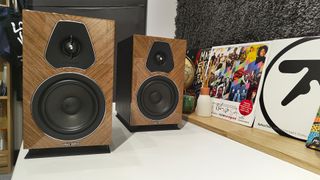 Sonus Faber Lumina II Amator standmount speakers