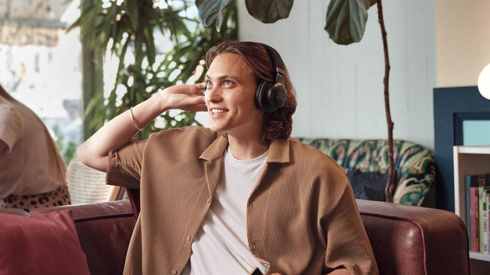 JBL's new ANC headphones bring flagship features for a lower price ...