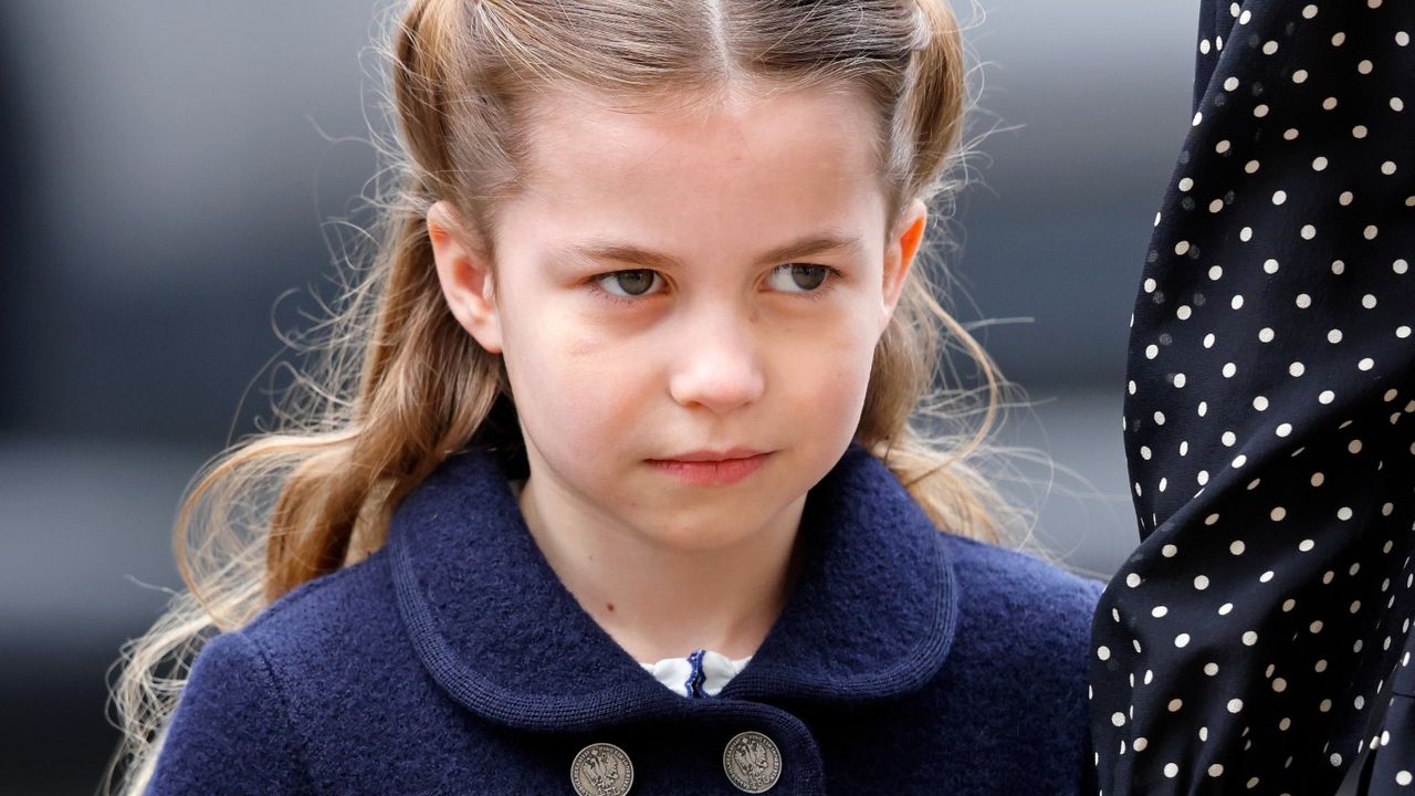 Princesses Charlotte & Beatrice Share a Friendly Smile at Memorial ...