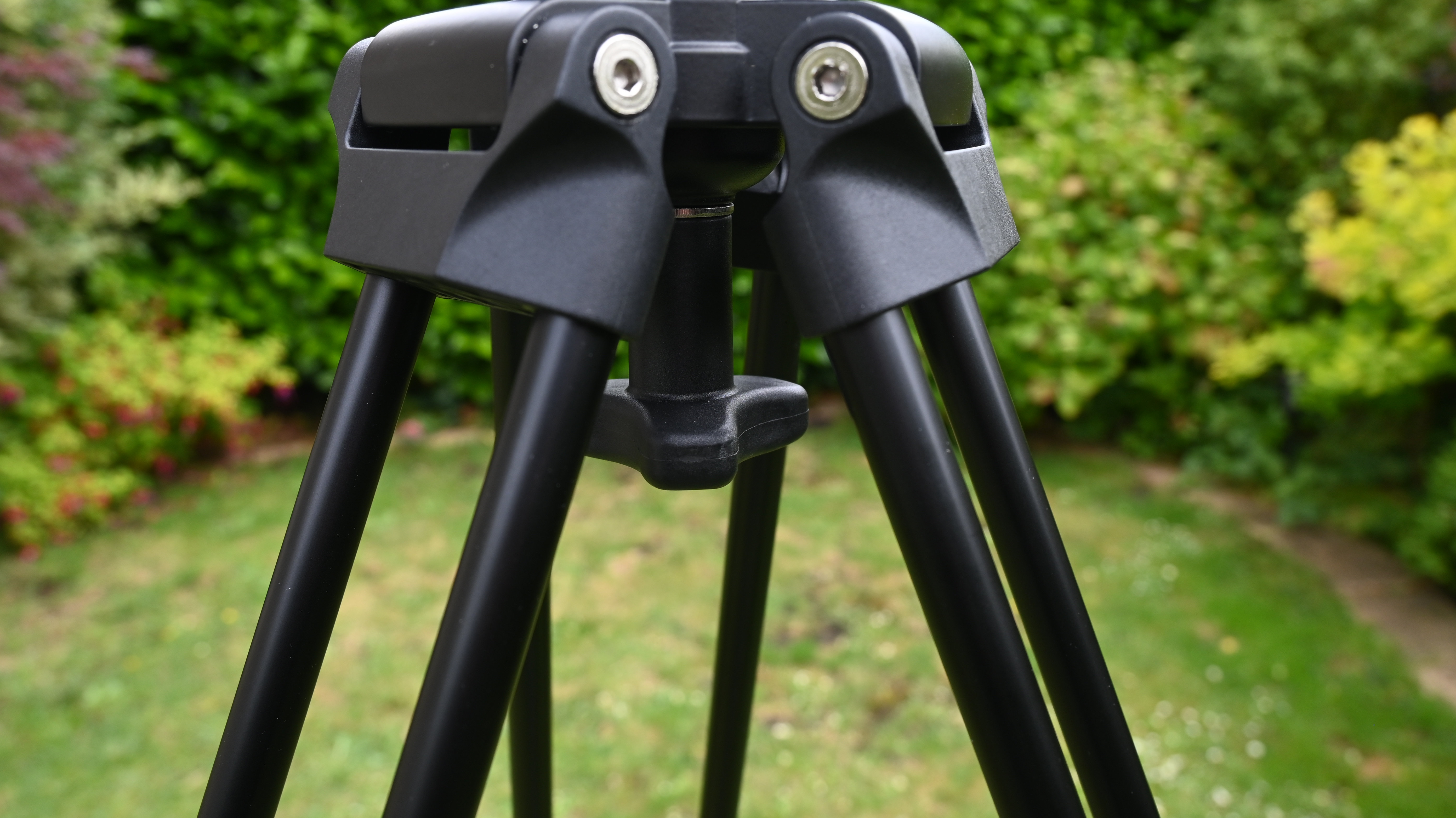 Benro A572LLKH Lightning Lock Aluminum Video Tripod Kit
