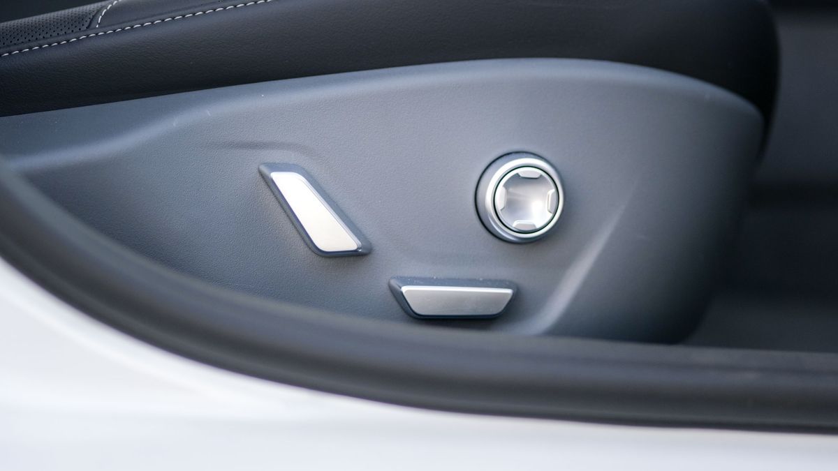 2025 Lucid Air Pure test drive.