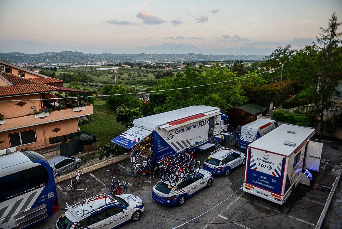 The FDJ camp on rest day