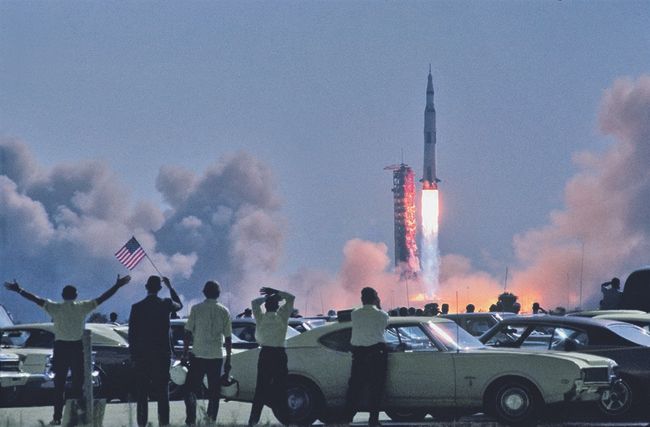 New Apollo 11 Book Shows Incredible, Forgotten Photos of the Apollo Program