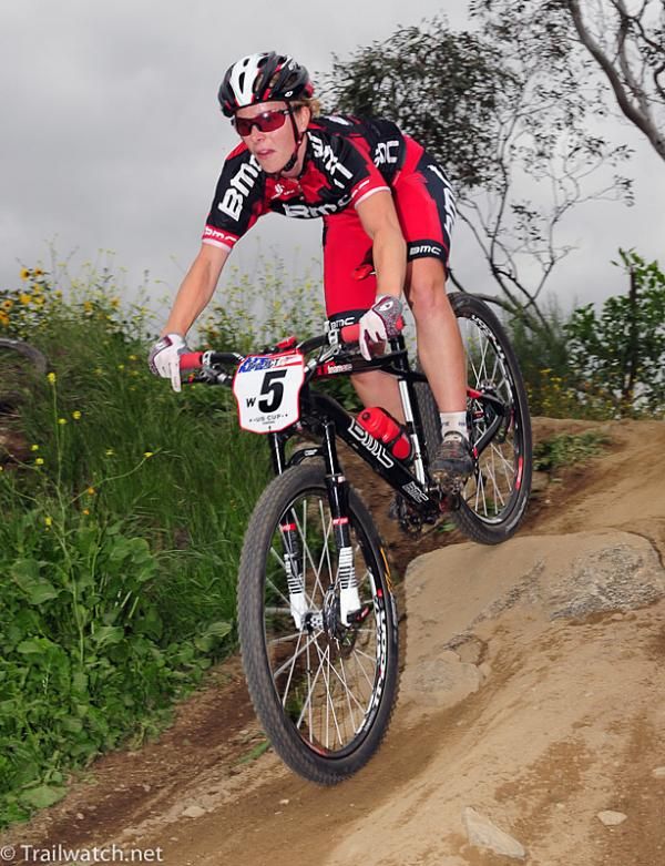 Chloe Forsman (BMC) descending the only steep pitch.