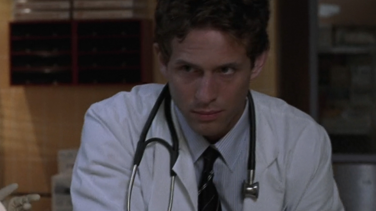 32 Stars Who Made Cameos On ER