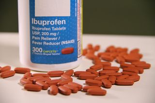 Ibuprofen, lungs, mice