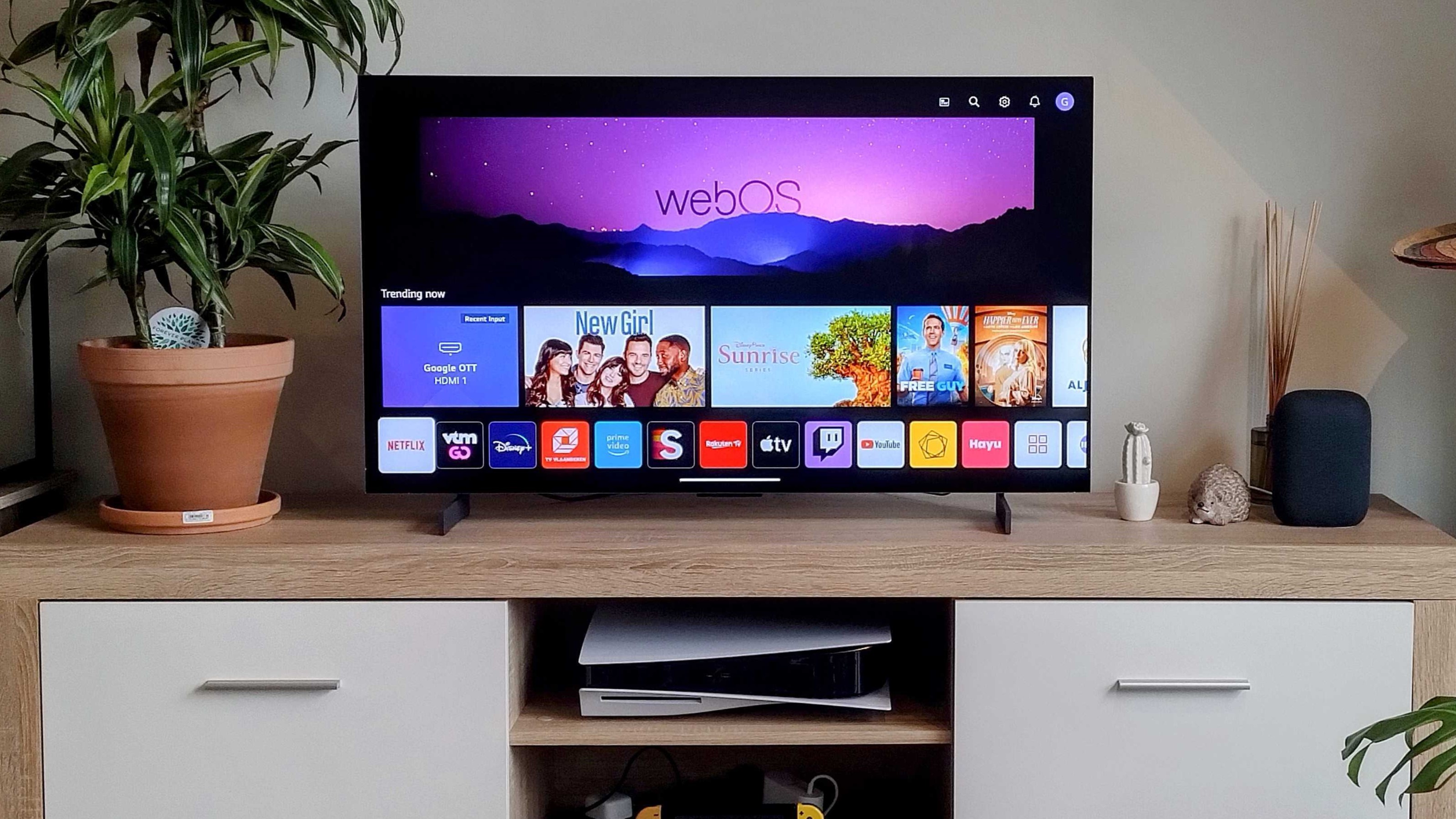 LG OLED C2