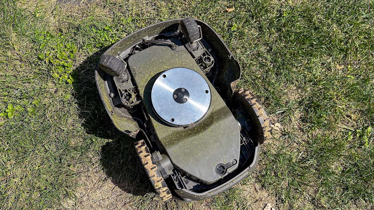 Husqvarna Automower 415X robot lawn mower review Tom's Guide