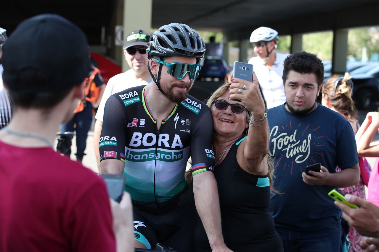 peter Sagan always draws a crowd