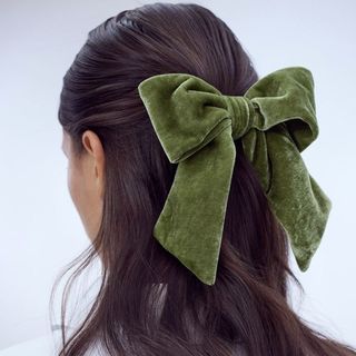 H&M velvet bow tie clip