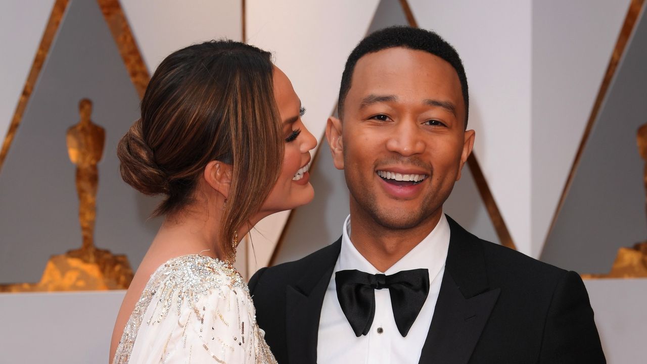 john legend chrissy teigen netflix and chill