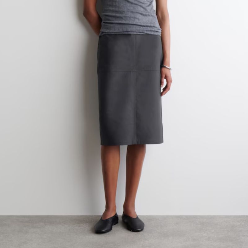 grey pencil skirt