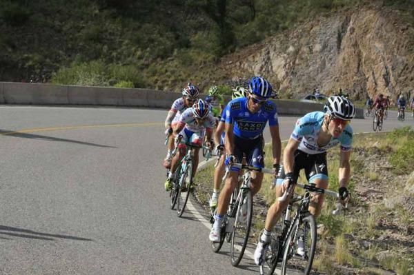 Leipheimer leads Contador on the final climb
