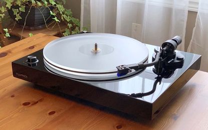 Fluance RT 85 Turntable