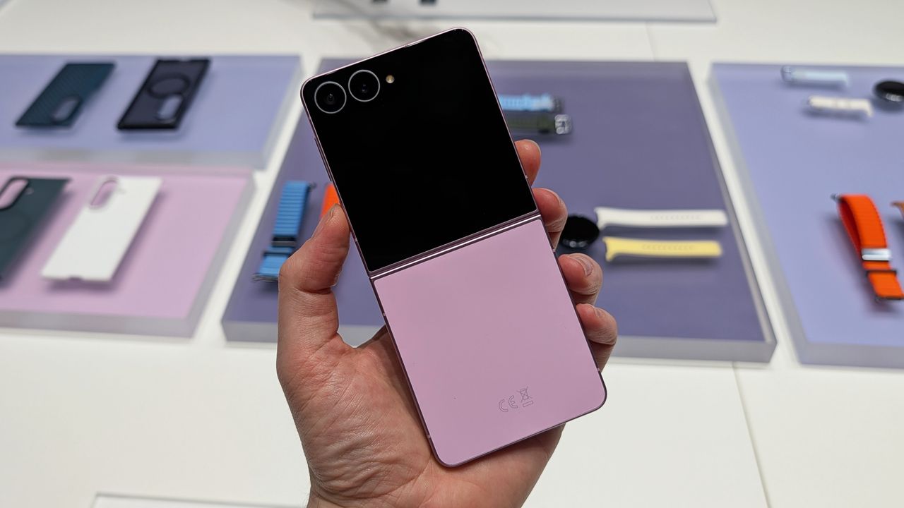 Samsung Z Flip 8