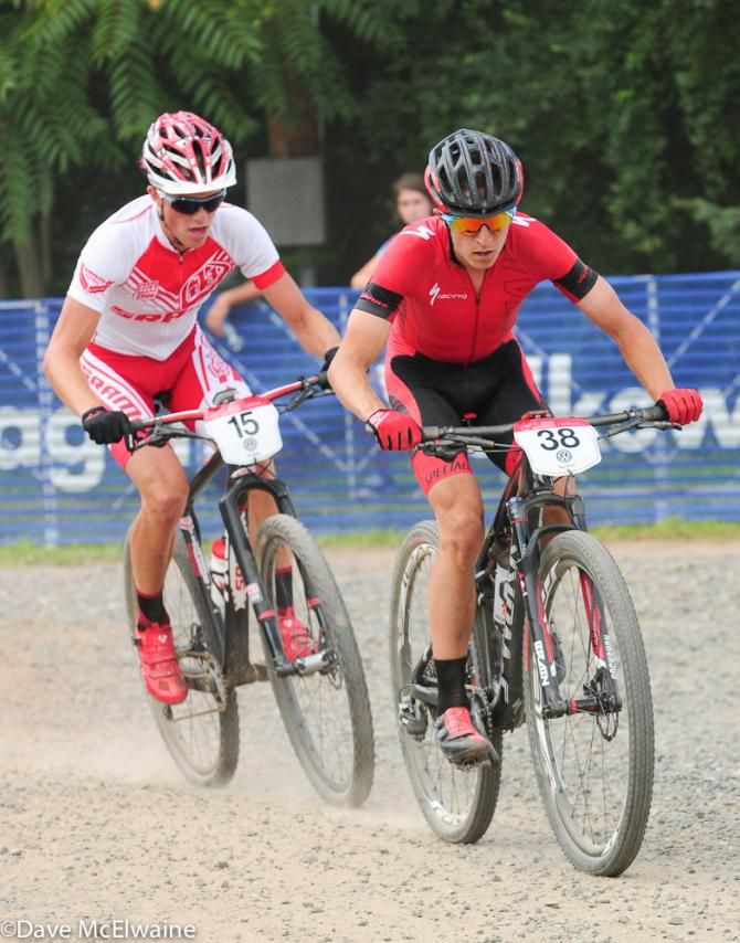 Howard Grotts (Specialized) and Russell Finsterwald with one lap to go