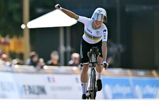 Elite Women ITT - Road European Championships: Marlen Reusser doubles up with elite women's time trial title