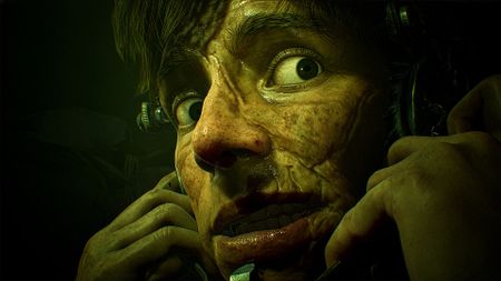 A man in a jaw trap in Saw: Genesis 