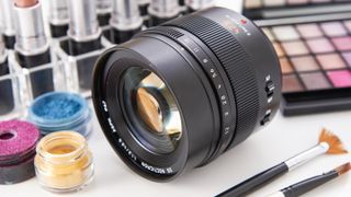 Panasonic Lumix G 42.5mm f/1.7 Asph. Power OIS