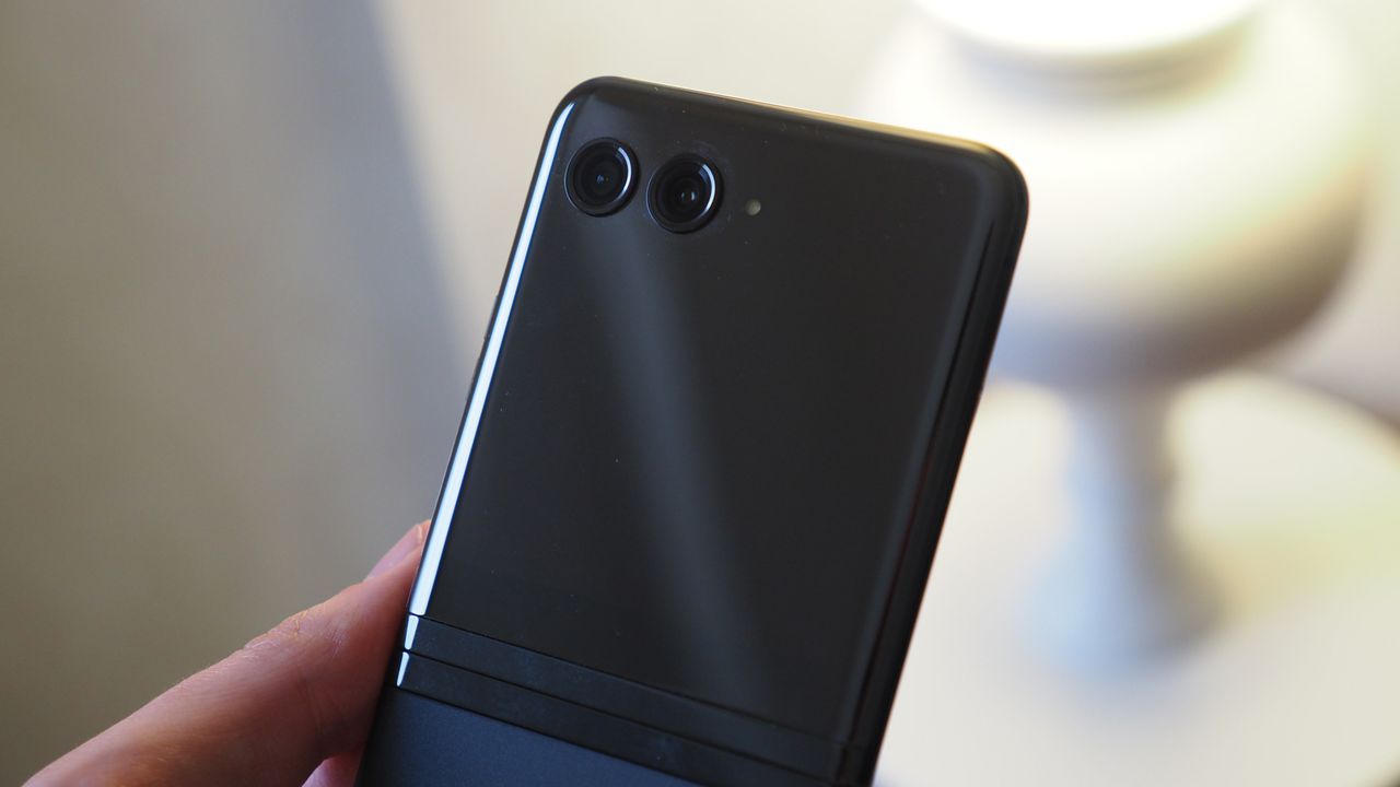 Motorola Edge 40 Ultra review