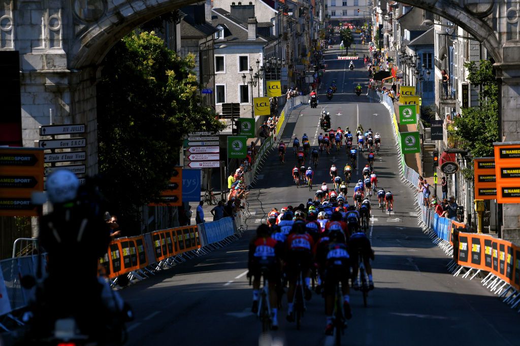 The pace was high from the start of the 121km race