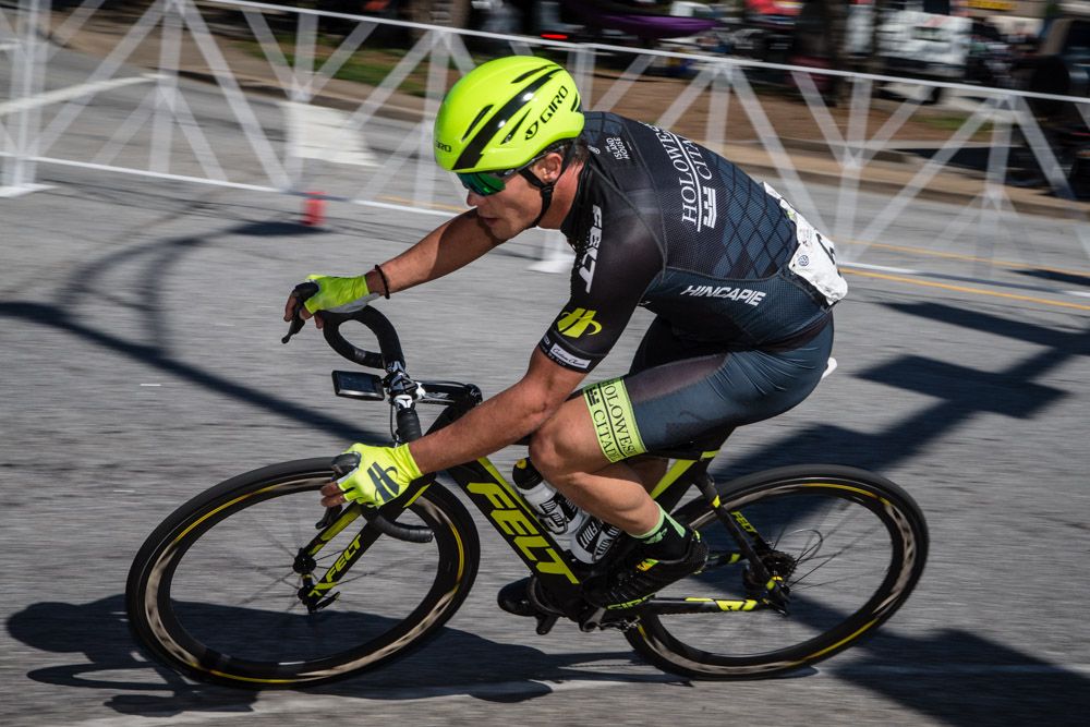 Travis McCabe (Holowesko) takes one of todays tight turns
