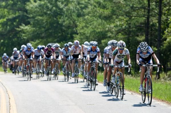 Riders set tempo with the break safely up the road.