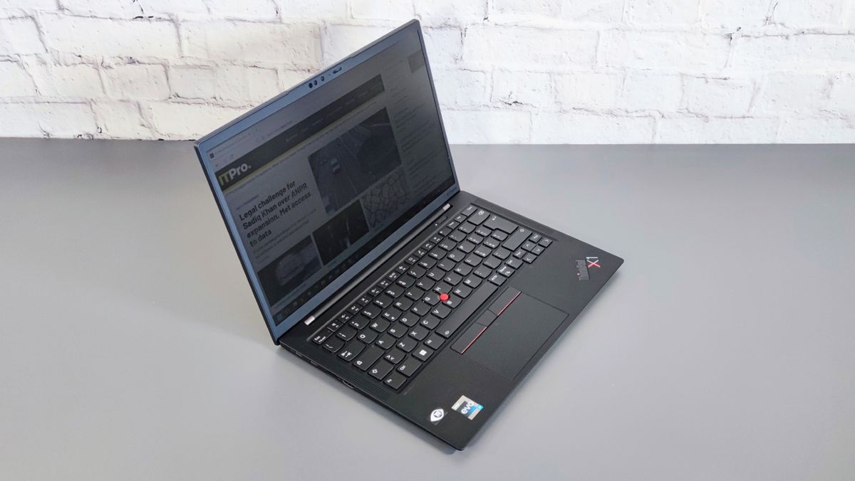Lenovo ThinkPad X1 Carbon (6th Gen) review: A business laptop that's tops  in its class