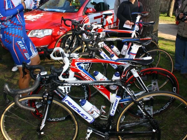 Katusha riders set off on a mix of road and road-'cross hybrids for this year's Paris-Roubaix.