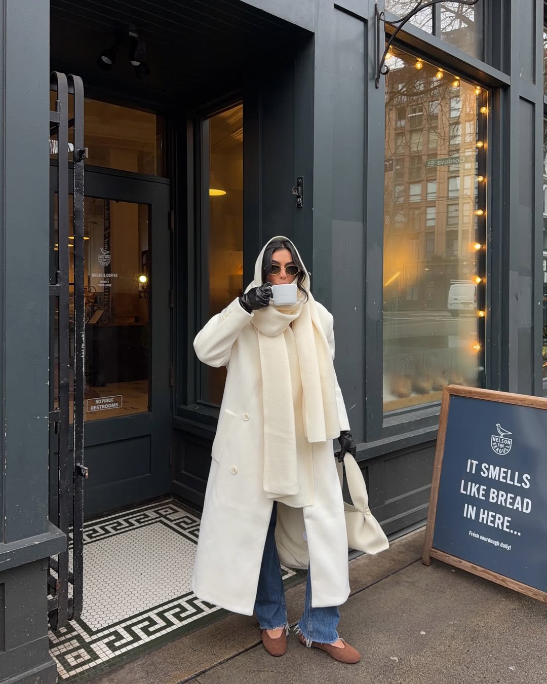 Woman wearing best outfit formula of 2026.