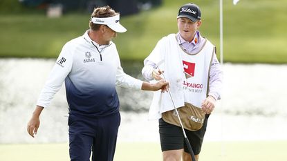 Ian Poulter’s Son Dislocates Knee While Playing Junior Tournament