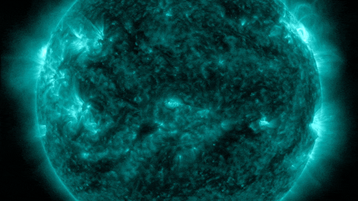 Ghostly plasma loops linger after massive solar explosion HmcUPL9WsNwnbK2sEmrtiZ-1200-80