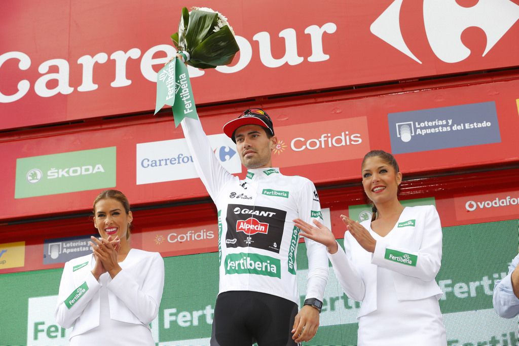 Tom Dumoulin lost the red jersey but keeps the white combination jersey