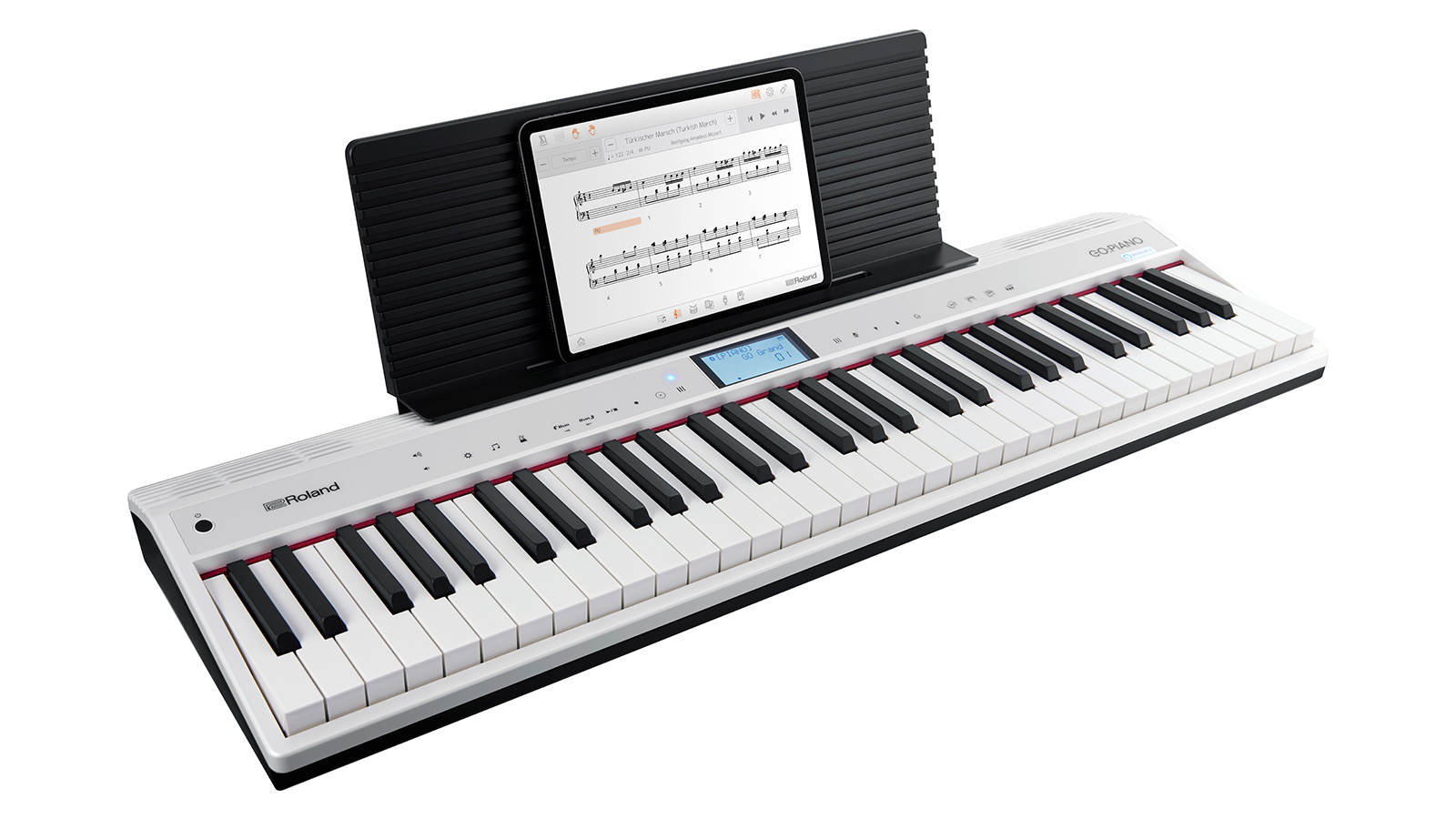 Roland Go: Piano 88 connected to a tablet