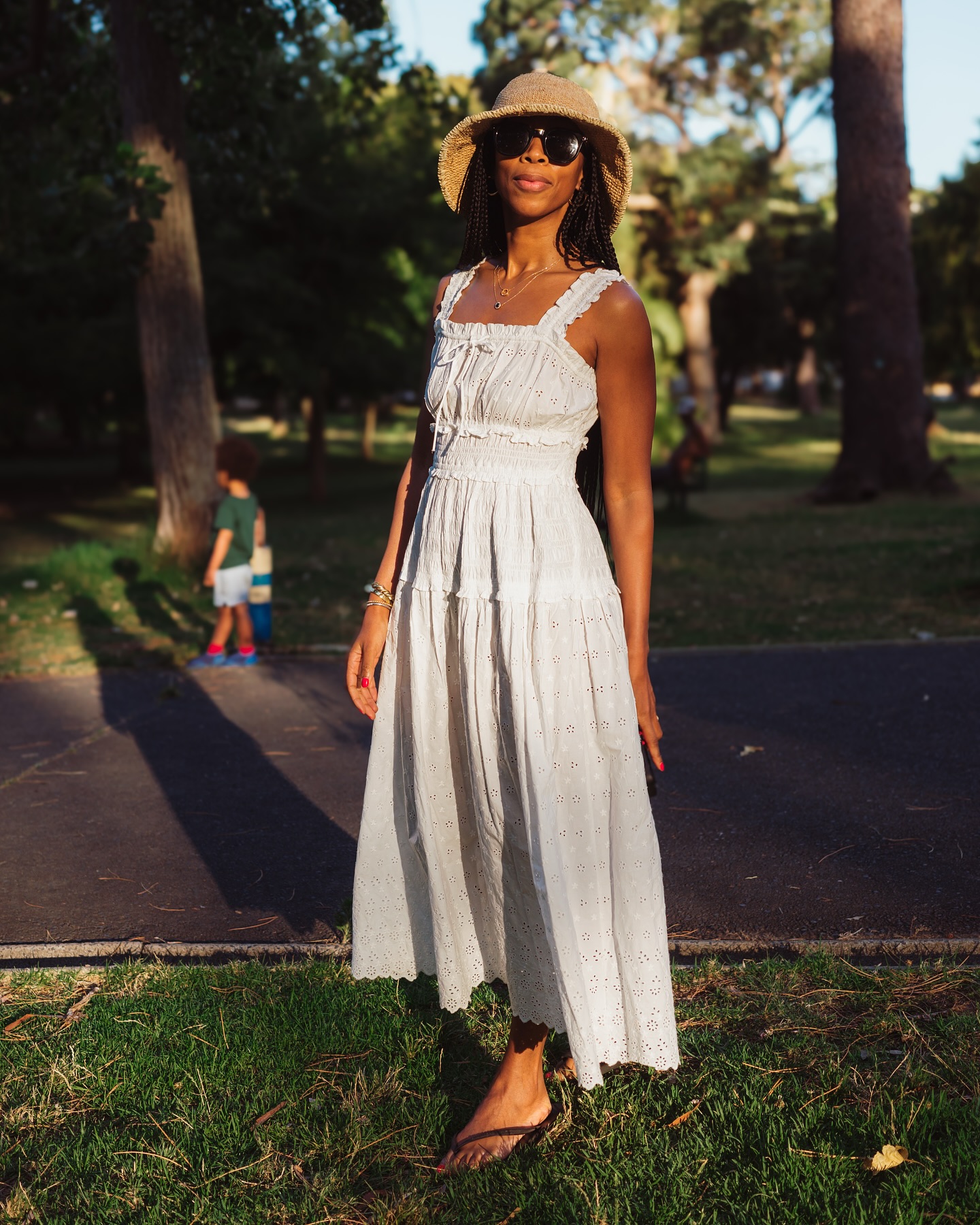 Broderie anglaise dress outfits