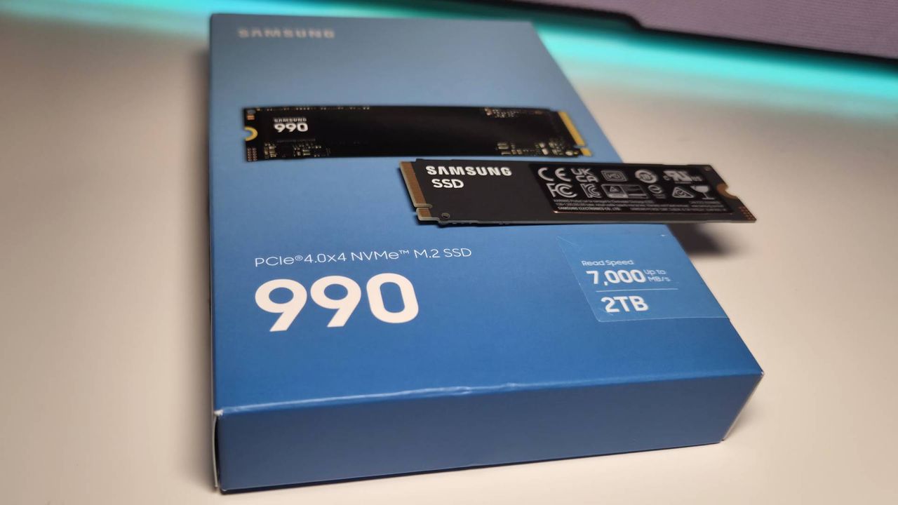Samsung has unveiled a new 990 SSD that's designed to be the speedy, cool, and valuable "sweet spot" among other drives