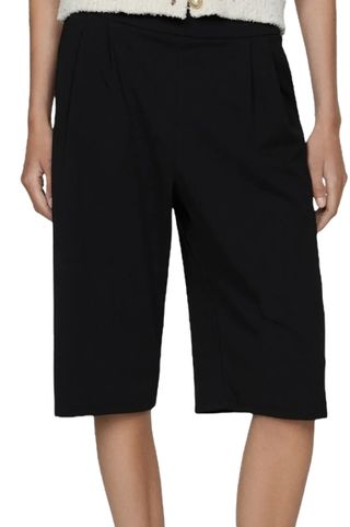 Pleated Bermuda Shorts