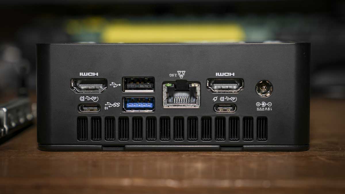 Geekom IT15 Mini PC