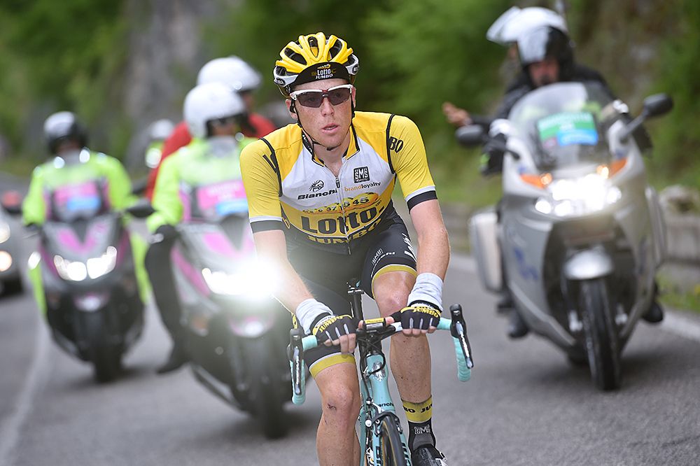 Steven Kruijswijk (LottoNL-Jumbo) tried to make it to the finish line ahead of the chasing field