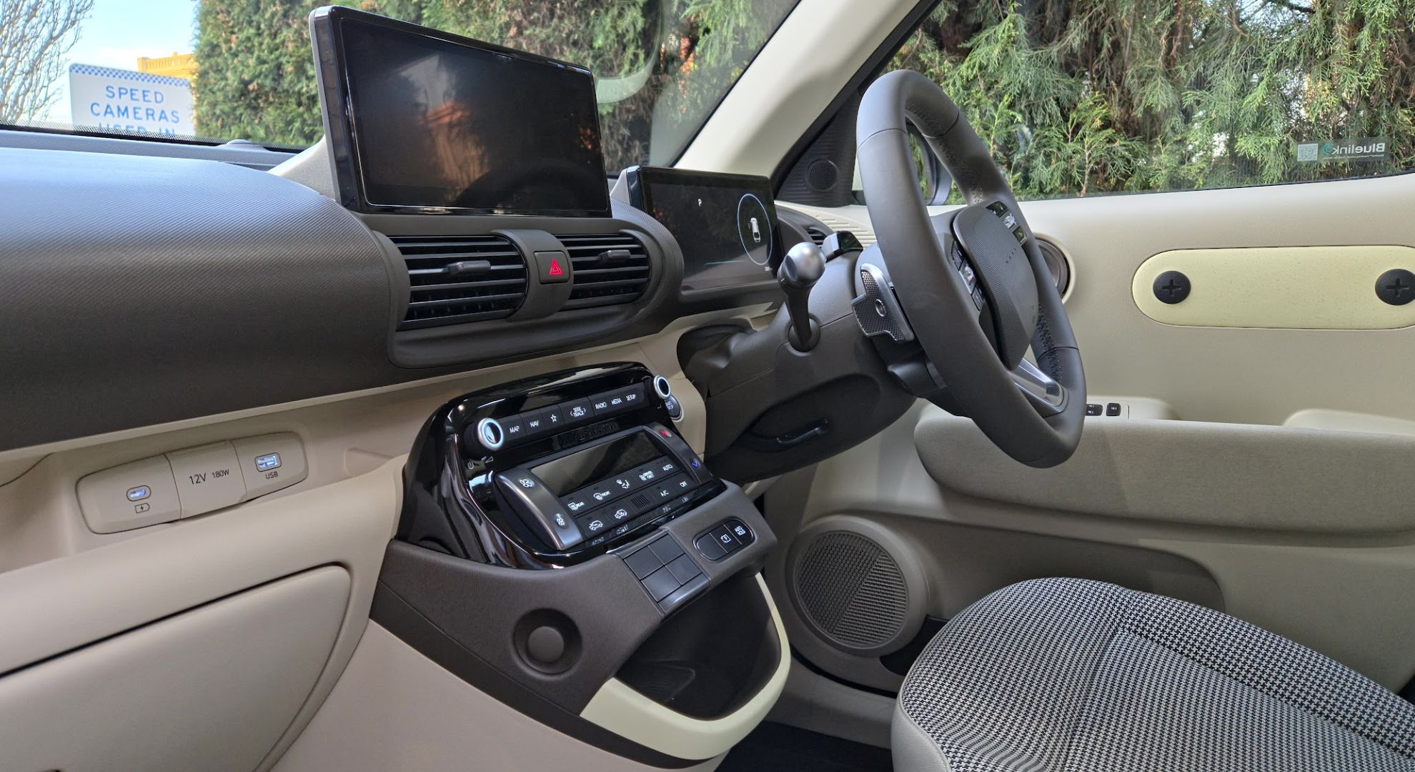 The interior of the Hyundai Inster