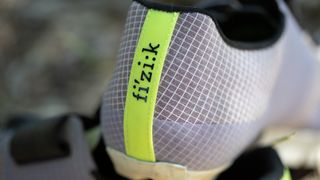 Fizik Vento Ferox Carbon Gravel Shoes detail of colour scheme
