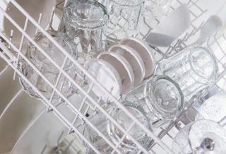 streak free glasses in a dishwasher