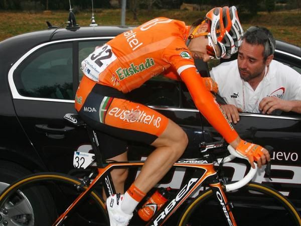 Mikel Nieve (Euskaltel-Euskadi) is atttended to after crashing during stage 2.