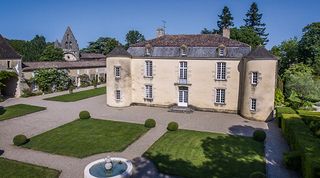 Bordeaux property for sale